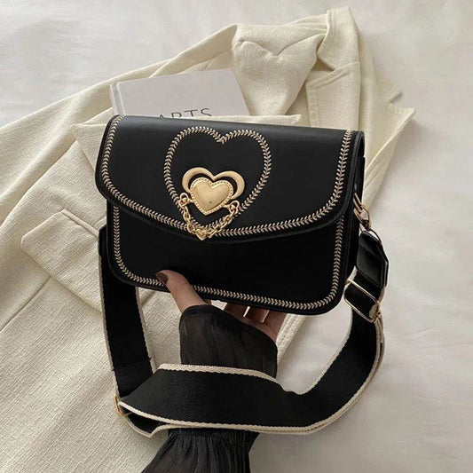 Bolso con solapa de corazón - Kamivashop