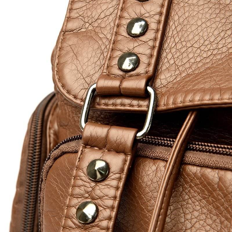 Mochila con remaches - Kamivashop