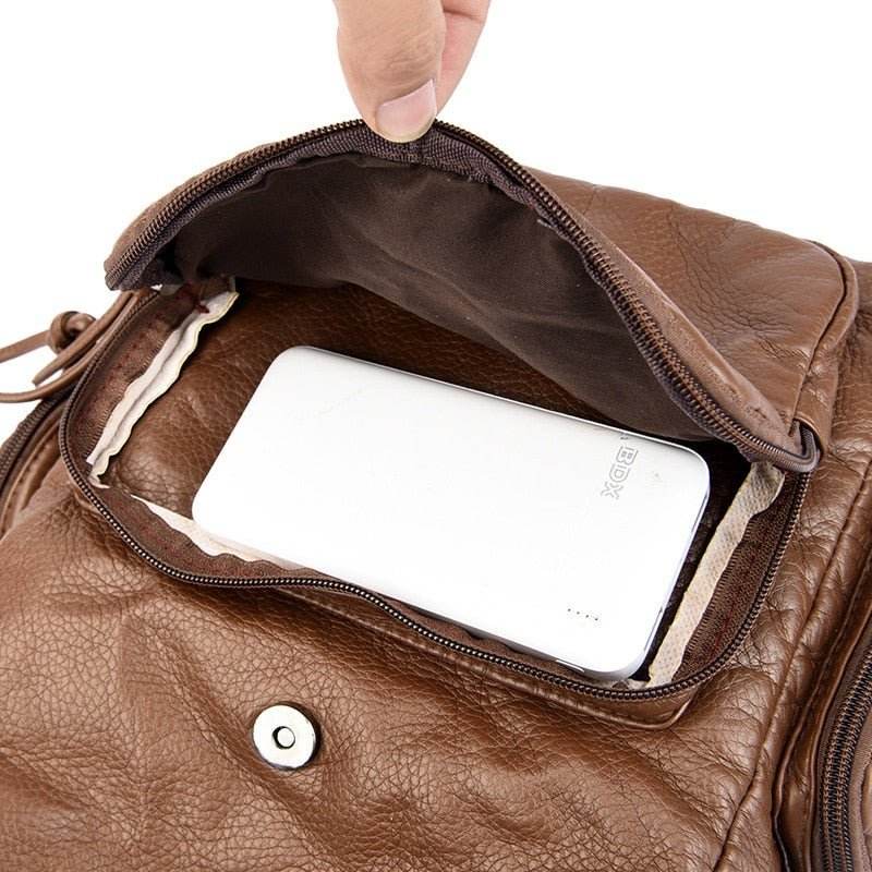 Mochila con remaches - Kamivashop