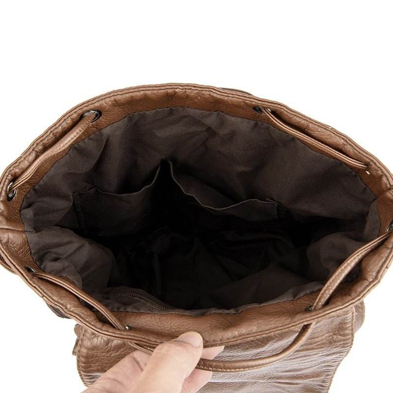 Mochila con remaches - Kamivashop