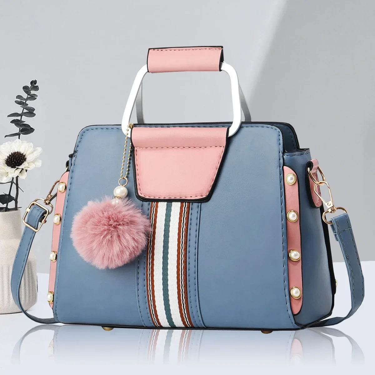 Bolso doble color con pompón - Kamivashop